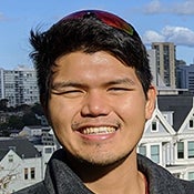 Headshot of Ronnakrit Rattanasriampaipong