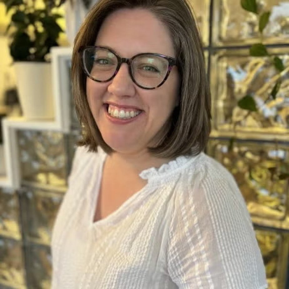 headshot of Heather Heenehan 