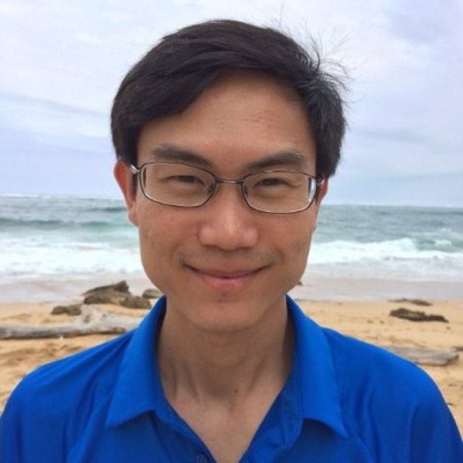headshot of Seubson Soisuvarn